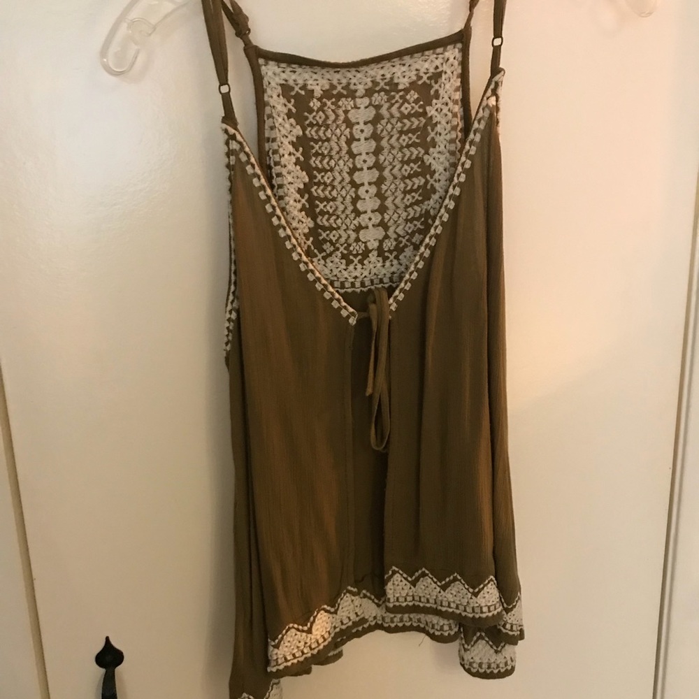 Green embroidered tank top - Picture 5 of 6